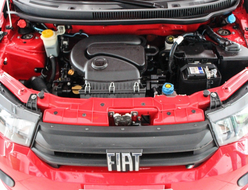 Comprar Hatch Fiat Mobi 1.0 4P Flex Evo Way Vermelho 2017 em