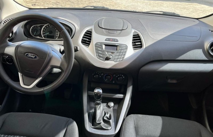 FORD KA 2015 1.0 SE 12V FLEX 4P MANUAL - Carango - 98840 - Foto 4 FORD KA 2015 1.0 SE 12V FLEX 4P MANUAL - Carango 98840 - Foto 4