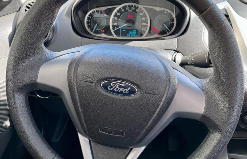 FORD KA 2015 1.0 SE 12V FLEX 4P MANUAL - Carango - 98840 - Foto 6 FORD KA 2015 1.0 SE 12V FLEX 4P MANUAL - Carango 98840 - Foto 6