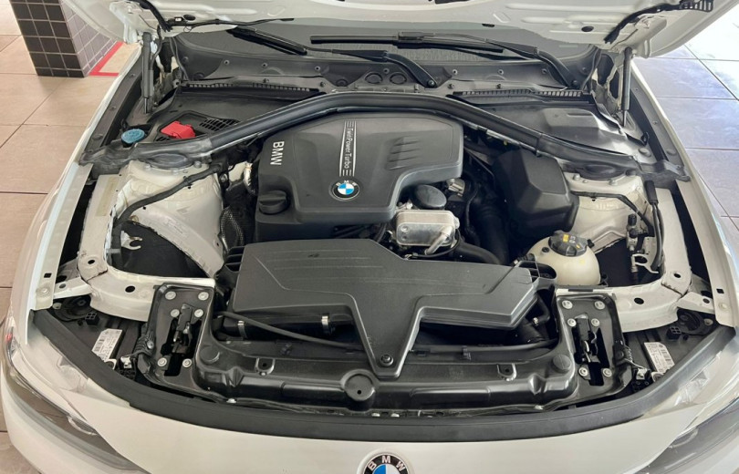 BMW 320i 2018 2.0 16V TURBO ACTIVE FLEX 4P AUTOMÁTICO - Carango 103561 - Foto 10