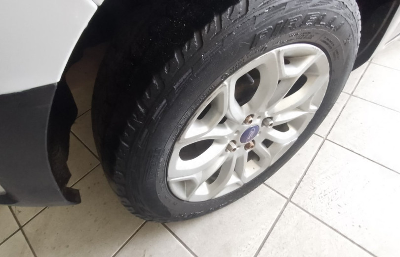 FORD ECOSPORT 2014 1.6 ECOSPORT SE MANUAL - Carango - 103171 - Foto 5 FORD ECOSPORT 2014 1.6 ECOSPORT SE MANUAL - Carango 103171 - Foto 5
