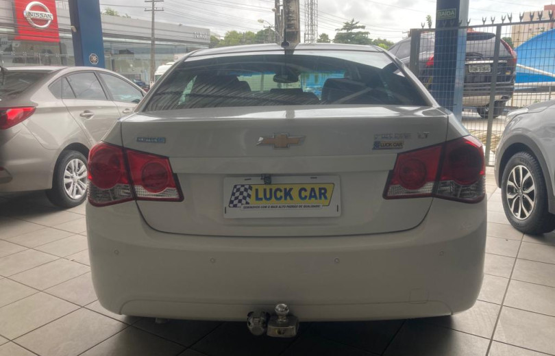 CHEVROLET CRUZE 2014 1.8 LT 16V FLEX 4P AUTOMATICO - Carango - 104477 - Foto 4 CHEVROLET CRUZE 2014 1.8 LT 16V FLEX 4P AUTOMATICO - Carango 104477 - Foto 4