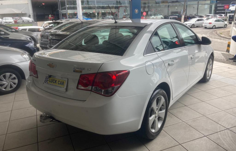 CHEVROLET CRUZE 2014 1.8 LT 16V FLEX 4P AUTOMATICO - Carango - 104477 - Foto 3 CHEVROLET CRUZE 2014 1.8 LT 16V FLEX 4P AUTOMATICO - Carango 104477 - Foto 3