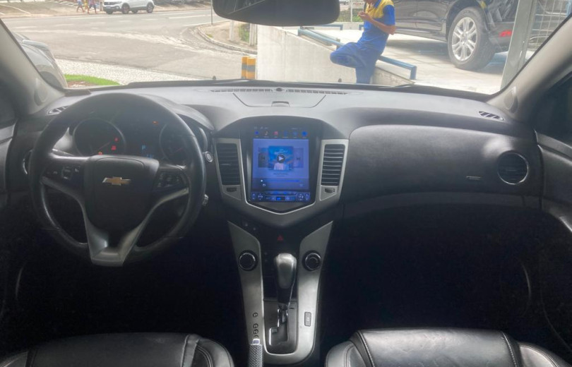 CHEVROLET CRUZE 2014 1.8 LT 16V FLEX 4P AUTOMATICO - Carango - 104477 - Foto 6 CHEVROLET CRUZE 2014 1.8 LT 16V FLEX 4P AUTOMATICO - Carango 104477 - Foto 6