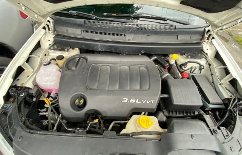 DODGE JOURNEY 2014 3.6 RT AWD V6 GASOLINA 4P AUTOMATICO - Carango - 105611 - Foto 10 DODGE JOURNEY 2014 3.6 RT AWD V6 GASOLINA 4P AUTOMATICO - Carango 105611 - Foto 10