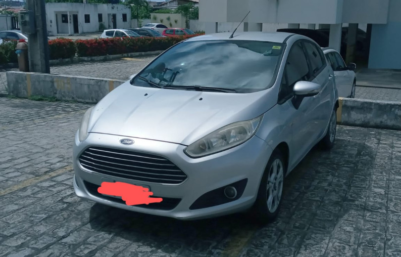 FORD NEW FIESTA 2014 1.6 SE HATCH 4P FLEX AUTOMATICO - Carango - 105709 - Foto 1 FORD NEW FIESTA 2014 1.6 SE HATCH 4P FLEX AUTOMATICO - Carango 105709 - Foto 1