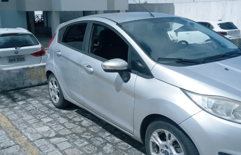 FORD NEW FIESTA 2014 1.6 SE HATCH 4P FLEX AUTOMATICO - Carango - 105709 - Foto 8 FORD NEW FIESTA 2014 1.6 SE HATCH 4P FLEX AUTOMATICO - Carango 105709 - Foto 8