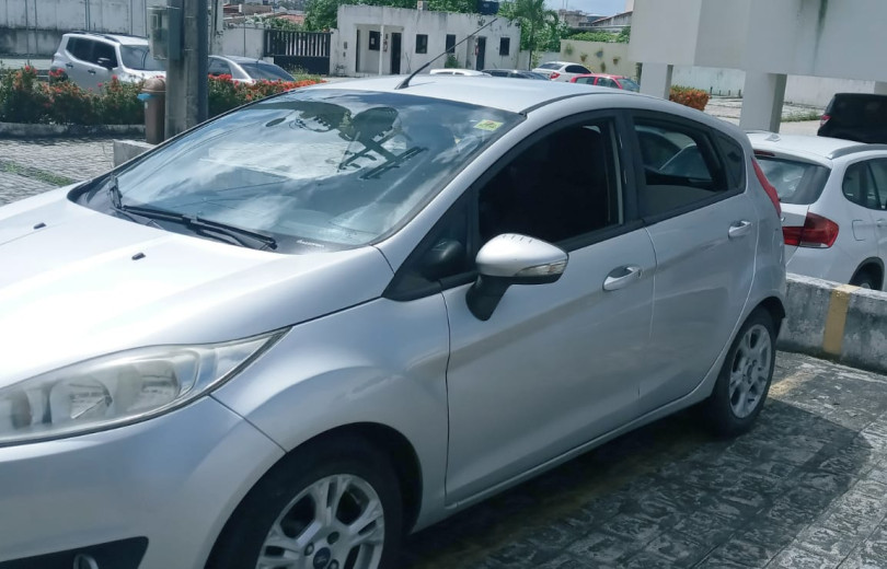 FORD NEW FIESTA 2014 1.6 SE HATCH 4P FLEX AUTOMATICO - Carango - 105709 - Foto 10 FORD NEW FIESTA 2014 1.6 SE HATCH 4P FLEX AUTOMATICO - Carango 105709 - Foto 10