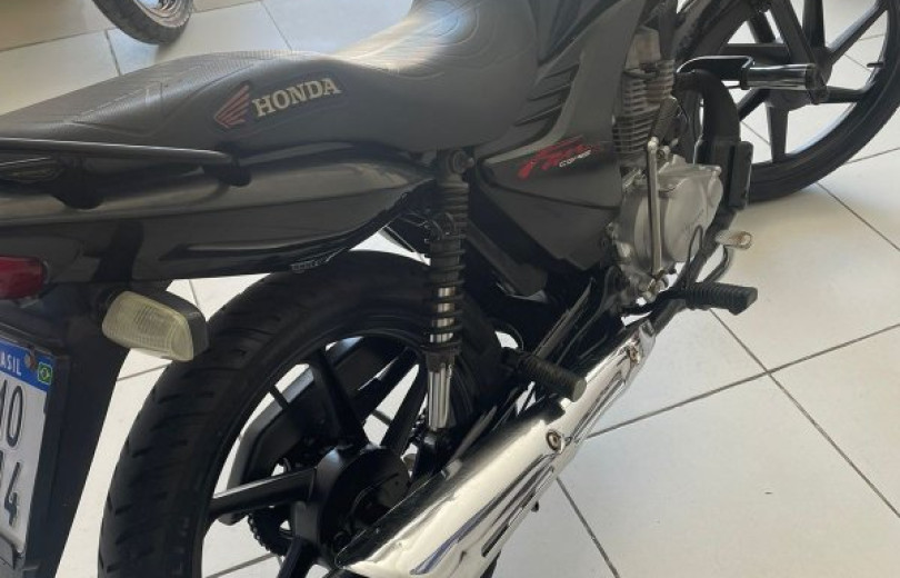 HONDA CG 125 FAN 2012 GASOLINA - Carango 107286 - Foto 7