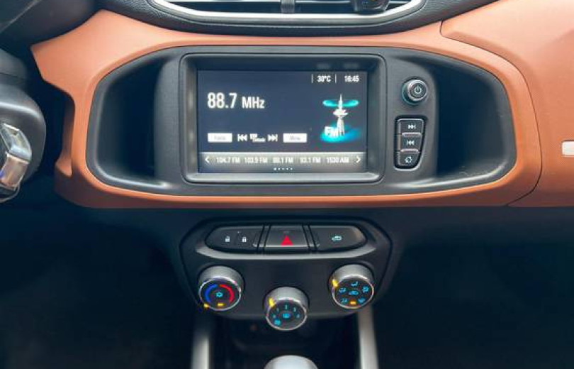 CHEVROLET ONIX 2017 1.4 MPFI ACTIV 8V FLEX 4P AUTOMÁTICO  - Carango - 106972 - Foto 10 CHEVROLET ONIX 2017 1.4 MPFI ACTIV 8V FLEX 4P AUTOMÁTICO  - Carango 106972 - Foto 10