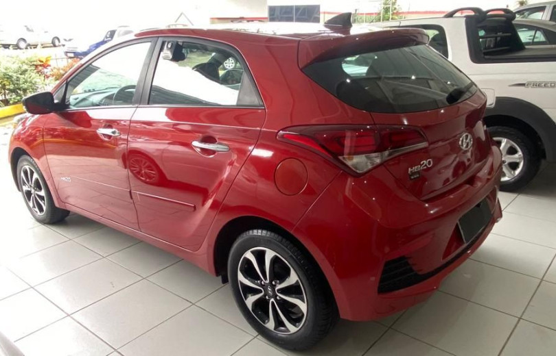HYUNDAI HB20 2018 1.6 R SPEC 16V FLEX 4P - Carango - 111681