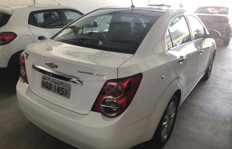 CHEVROLET SONIC 2014 1.6 HB LTZ EFFECT 16V FLEX POWER 4P AUTOMÁTICO - Carango - 116289 - Foto 3 CHEVROLET SONIC 2014 1.6 HB LTZ EFFECT 16V FLEX POWER 4P AUTOMÁTICO - Carango 116289 - Foto 3