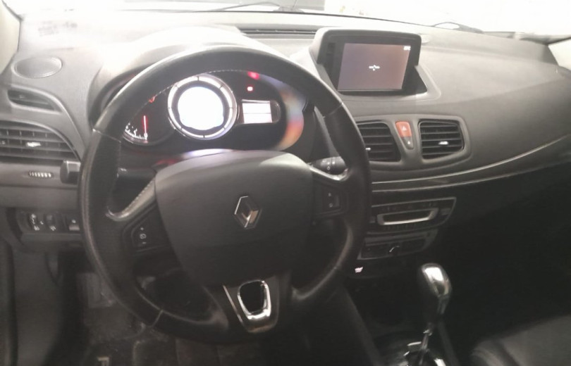 RENAULT FLUENCE 2016 2.0 DYNAMIQUE PLUS 16V FLEX 4P AUTOMATICO - Carango - 115996 - Foto 6 RENAULT FLUENCE 2016 2.0 DYNAMIQUE PLUS 16V FLEX 4P AUTOMATICO - Carango 115996 - Foto 6