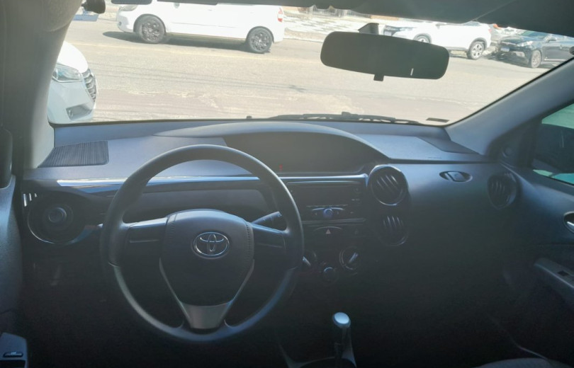 TOYOTA ETIOS 2019 	1.5 PLATINUM SEDAN 16V FLEX 4P AUTOMÁTICO - Carango - 115530 - Foto 5 TOYOTA ETIOS 2019 	1.5 PLATINUM SEDAN 16V FLEX 4P AUTOMÁTICO - Carango 115530 - Foto 5