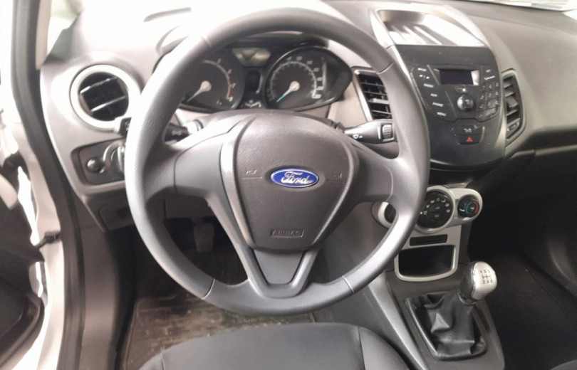 FORD FIESTA 2017 1.6 SE HATCH 16V FLEX 4P MANUAL - Carango - 117067 - Foto 6 FORD FIESTA 2017 1.6 SE HATCH 16V FLEX 4P MANUAL - Carango 117067 - Foto 6