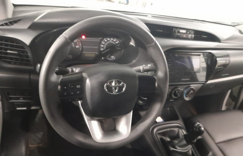 TOYOTA HILUX 2019 2.8 4X4 CS CHASSI 16V TURBO DIESEL 2P MANUAL - Carango - 116556 - Foto 6 TOYOTA HILUX 2019 2.8 4X4 CS CHASSI 16V TURBO DIESEL 2P MANUAL - Carango 116556 - Foto 6