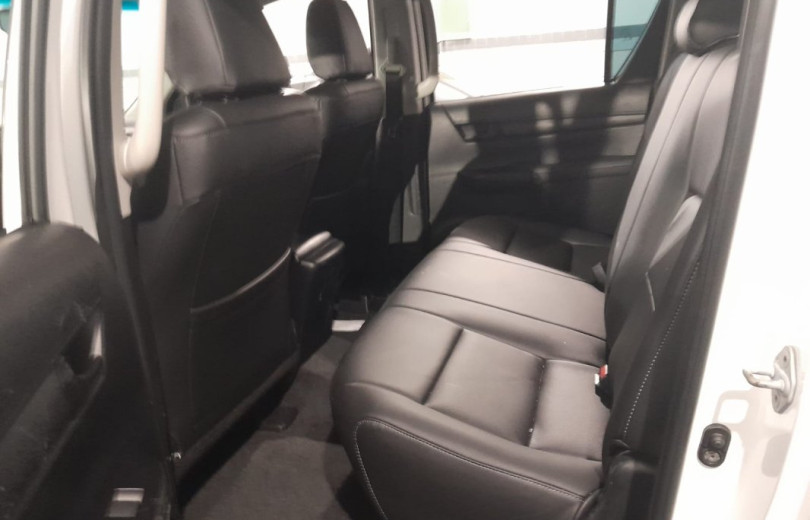 TOYOTA HILUX 2019 2.8 4X4 CS CHASSI 16V TURBO DIESEL 2P MANUAL - Carango - 116556 - Foto 8 TOYOTA HILUX 2019 2.8 4X4 CS CHASSI 16V TURBO DIESEL 2P MANUAL - Carango 116556 - Foto 8