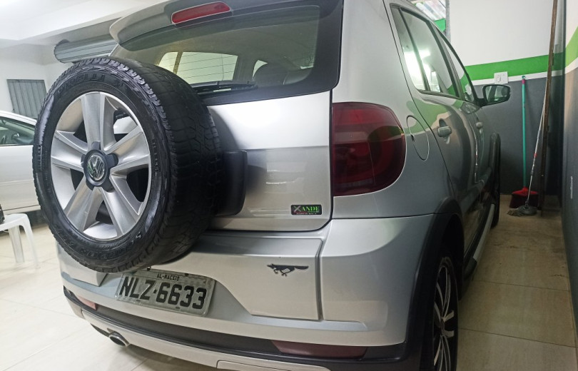 VOLKSWAGEN CROSSFOX 2011 1.6 MI 8V TOTAL FLEX 4P MANUAL - Carango - 116906 - Foto 5 VOLKSWAGEN CROSSFOX 2011 1.6 MI 8V TOTAL FLEX 4P MANUAL - Carango 116906 - Foto 5