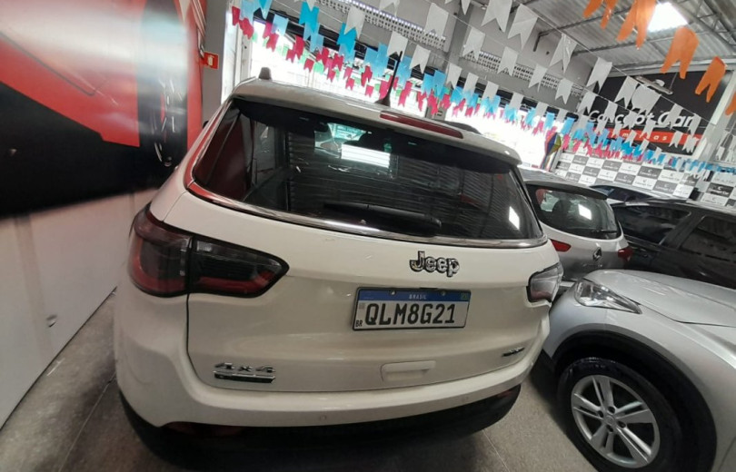 JEEP COMPASS 2018 2.0 16V DIESEL LIMITED 4X4 AUTOMÁTICO - Carango - 117199 - Foto 4 JEEP COMPASS 2018 2.0 16V DIESEL LIMITED 4X4 AUTOMÁTICO - Carango 117199 - Foto 4