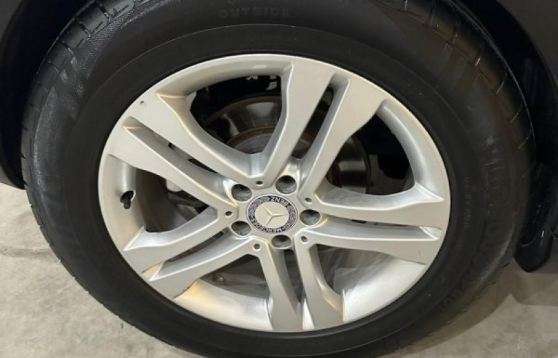 Mercedes C-200 2015 1.8 16V AUT C-200 KOMPRESSOR AVANT. - Carango - 117410 - Foto 8 Mercedes C-200 2015 1.8 16V AUT C-200 KOMPRESSOR AVANT. - Carango 117410 - Foto 8