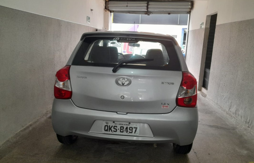 TOYOTA ETIOS 2016 1.3 16V FLEX 4P MANUAL - Carango - 117352 - Foto 4 TOYOTA ETIOS 2016 1.3 16V FLEX 4P MANUAL - Carango 117352 - Foto 4