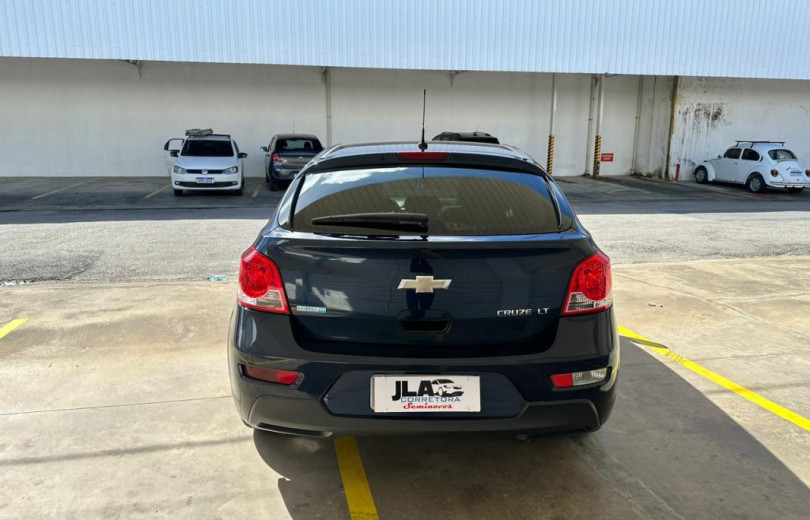 CHEVROLET CRUZE 2014 1.8 LT 16V FLEX 4P AUTOMATICO - Carango - 118298 - Foto 4 CHEVROLET CRUZE 2014 1.8 LT 16V FLEX 4P AUTOMATICO - Carango 118298 - Foto 4