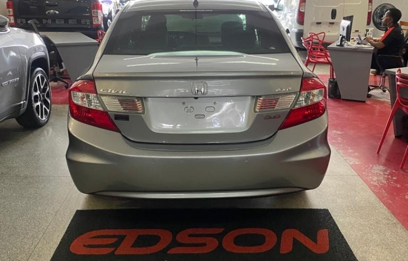 HONDA CIVIC 2014 2.0 EXR 16V FLEX 4P AUTOMÁTICO - Carango - 118003 - Foto 7 HONDA CIVIC 2014 2.0 EXR 16V FLEX 4P AUTOMÁTICO - Carango 118003 - Foto 7