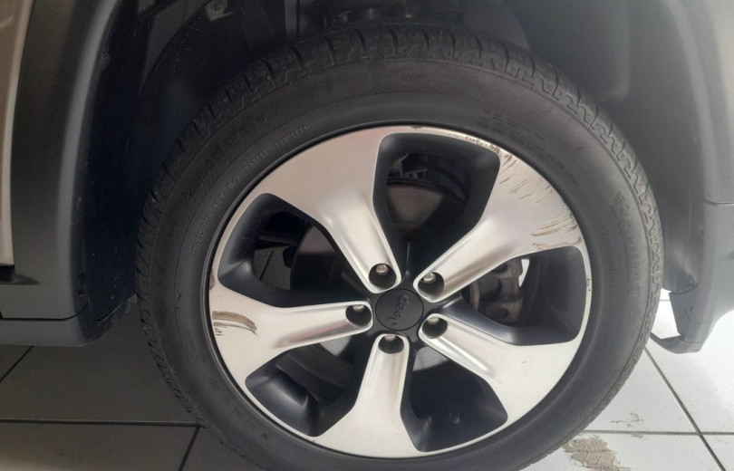 JEEP COMPASS 2018 2.0 16V 4X2 FLEX NIGHT EAGLE AUTOMÁTICO - Carango - 119255 - Foto 7 JEEP COMPASS 2018 2.0 16V 4X2 FLEX NIGHT EAGLE AUTOMÁTICO - Carango 119255 - Foto 7