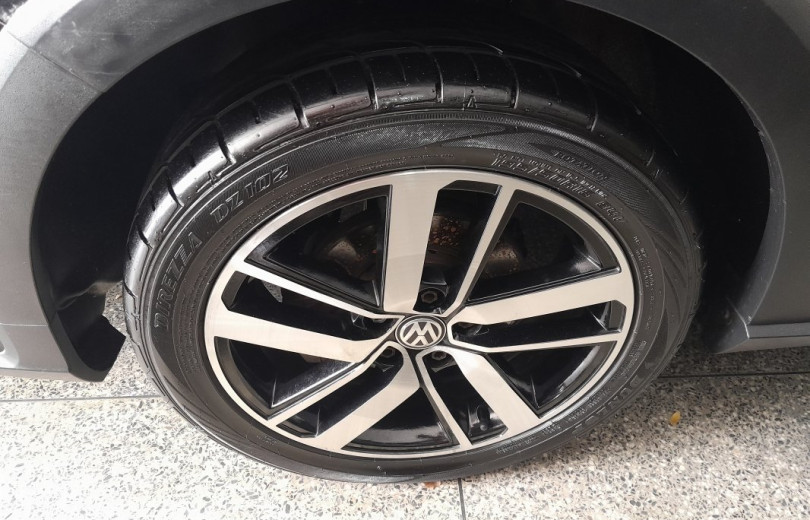 VOLKSWAGEN FOX 2018 1.6 MI XTREME 8V TOTAL FLEX 4P MANUAL - Carango - 119324 - Foto 6 VOLKSWAGEN FOX 2018 1.6 MI XTREME 8V TOTAL FLEX 4P MANUAL - Carango 119324 - Foto 6