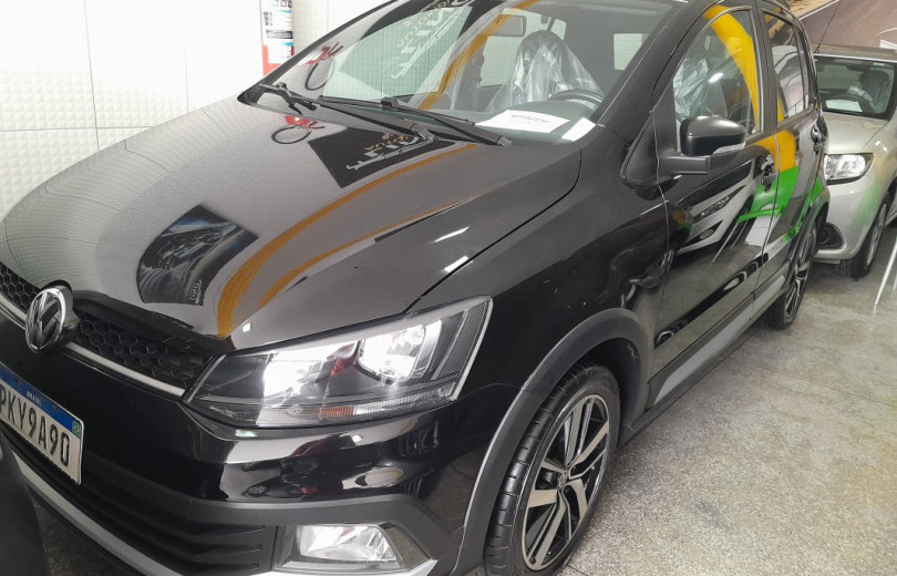 VOLKSWAGEN FOX 2018 1.6 MI XTREME 8V TOTAL FLEX 4P MANUAL - Carango - 119324 - Foto 2 VOLKSWAGEN FOX 2018 1.6 MI XTREME 8V TOTAL FLEX 4P MANUAL - Carango 119324 - Foto 2