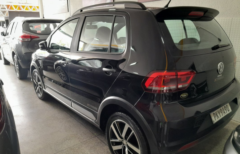 VOLKSWAGEN FOX 2018 1.6 MI XTREME 8V TOTAL FLEX 4P MANUAL - Carango - 119324 - Foto 3 VOLKSWAGEN FOX 2018 1.6 MI XTREME 8V TOTAL FLEX 4P MANUAL - Carango 119324 - Foto 3