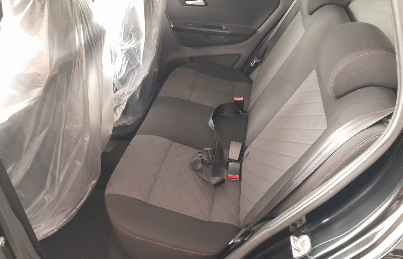 VOLKSWAGEN FOX 2018 1.6 MI XTREME 8V TOTAL FLEX 4P MANUAL - Carango - 119324 - Foto 10 VOLKSWAGEN FOX 2018 1.6 MI XTREME 8V TOTAL FLEX 4P MANUAL - Carango 119324 - Foto 10
