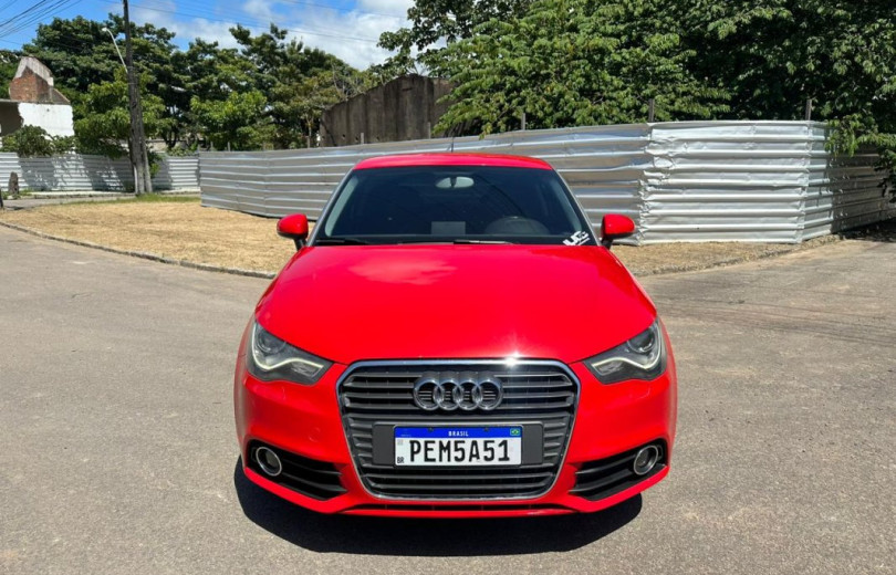 AUDI A1 2012 1.4 TFSI SPORTBACK EDITION S-LINE AUTOMÁTICO - Carango - 119482 - Foto 2 AUDI A1 2012 1.4 TFSI SPORTBACK EDITION S-LINE AUTOMÁTICO - Carango 119482 - Foto 2