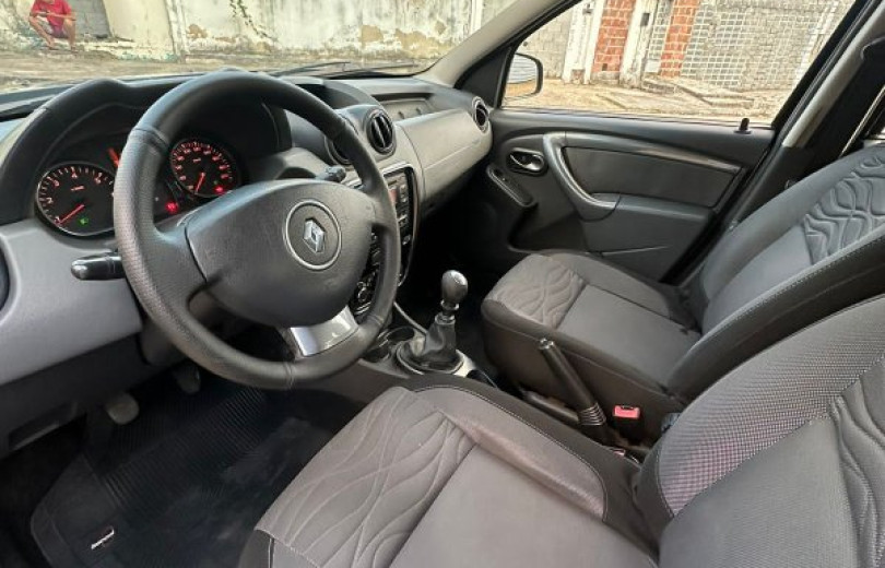 RENAULT DUSTER 2014 2.0 DYNAMIQUE 4X4 16V FLEX 4P MANUAL - Carango - 119603 - Foto 8 RENAULT DUSTER 2014 2.0 DYNAMIQUE 4X4 16V FLEX 4P MANUAL - Carango 119603 - Foto 8