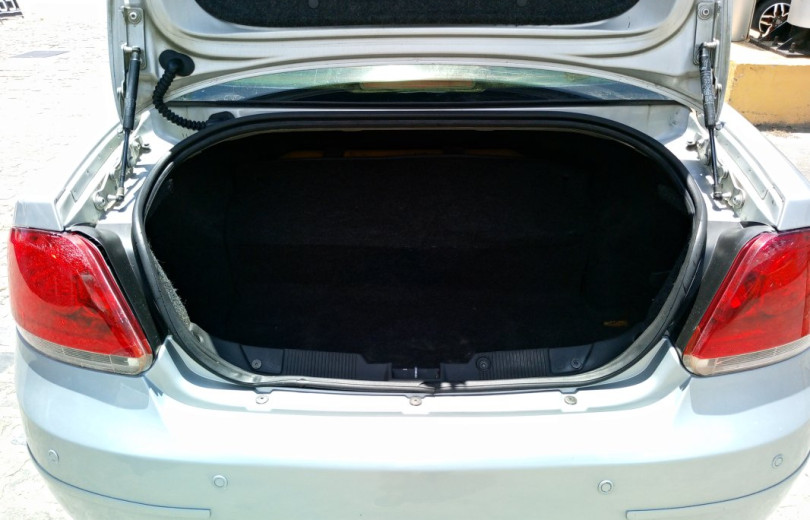 FIAT LINEA 2013 1.8 ABSOLUTE 16V FLEX 4P AUTOMATIZADO - Carango - 120598 - Foto 5 FIAT LINEA 2013 1.8 ABSOLUTE 16V FLEX 4P AUTOMATIZADO - Carango 120598 - Foto 5