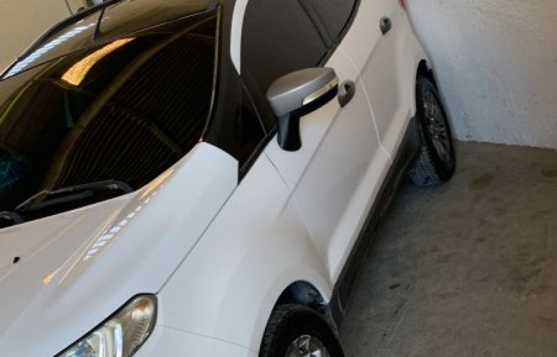 FORD ECOSPORT 2014 1.6 FREESTYLE 16V FLEX 4P MANUAL - Carango - 120545 - Foto 1 FORD ECOSPORT 2014 1.6 FREESTYLE 16V FLEX 4P MANUAL - Carango 120545 - Foto 1