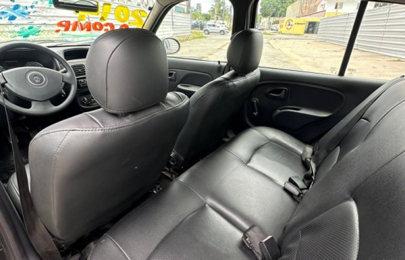 RENAULT CLIO 2014 1.0 16V HI-FLEX 2P MANUAL - Carango - 120371 - Foto 9 RENAULT CLIO 2014 1.0 16V HI-FLEX 2P MANUAL - Carango 120371 - Foto 9