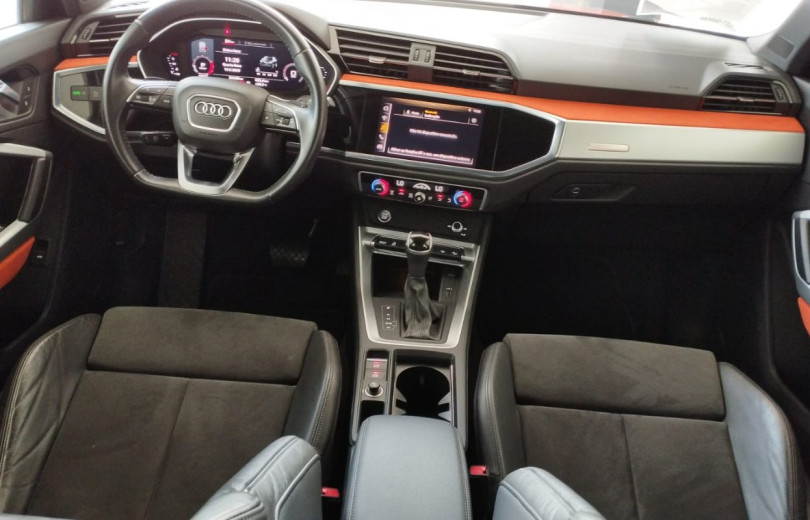 AUDI Q3 2020 1.4 35 TFSI FLEX BLACK S TRONIC - Carango - 121065 - Foto 5 AUDI Q3 2020 1.4 35 TFSI FLEX BLACK S TRONIC - Carango 121065 - Foto 5