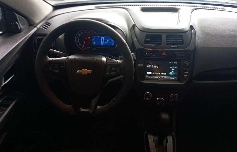 CHEVROLET COBALT 2017 1.8 MPFI LTZ 8V FLEX 4P AUTOMÁTICO - Carango - 120828 - Foto 8 CHEVROLET COBALT 2017 1.8 MPFI LTZ 8V FLEX 4P AUTOMÁTICO - Carango 120828 - Foto 8