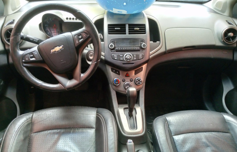 CHEVROLET SONIC 2013 1.6 HB LTZ EFFECT 16V FLEX POWER 4P AUTOMÁTICO - Carango - 121023 - Foto 5 CHEVROLET SONIC 2013 1.6 HB LTZ EFFECT 16V FLEX POWER 4P AUTOMÁTICO - Carango 121023 - Foto 5