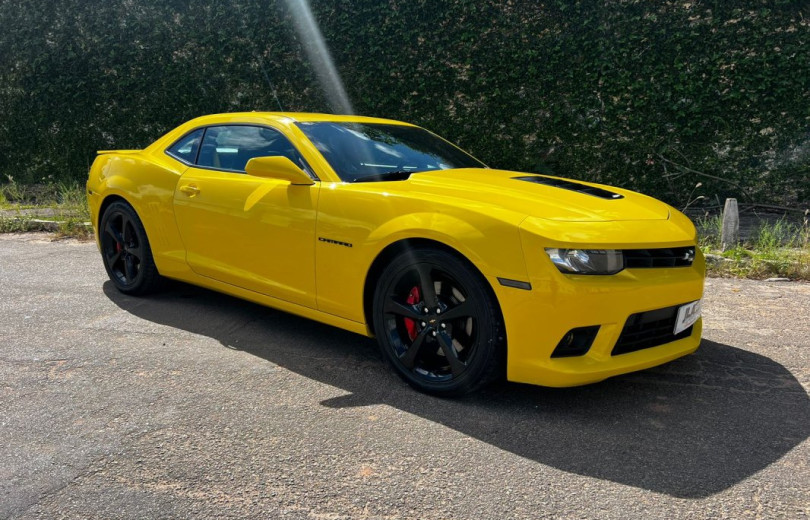 CHEVROLET CAMARO 2014 6.2 2SS COUPE V8 GASOLINA 2P AUTOMATICO - Carango - 122003 - Foto 9 CHEVROLET CAMARO 2014 6.2 2SS COUPE V8 GASOLINA 2P AUTOMATICO - Carango 122003 - Foto 9