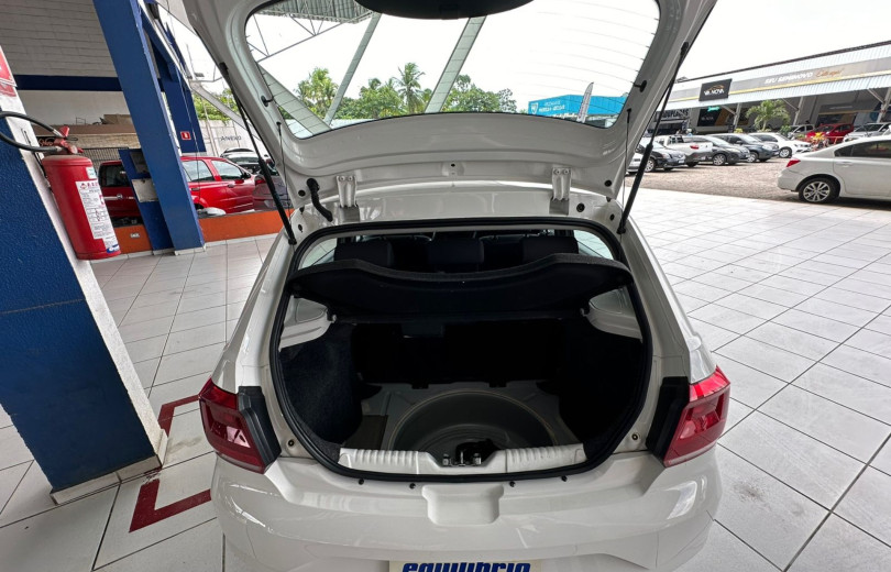 VOLKSWAGEN GOL 2022 1.0 12V MPI TOTALFLEX 4P MANUAL - Carango - 121524 - Foto 7 VOLKSWAGEN GOL 2022 1.0 12V MPI TOTALFLEX 4P MANUAL - Carango 121524 - Foto 7
