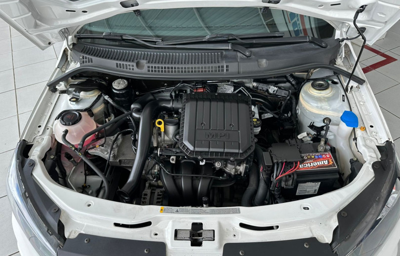 VOLKSWAGEN GOL 2022 1.0 12V MPI TOTALFLEX 4P MANUAL - Carango - 121524 - Foto 6 VOLKSWAGEN GOL 2022 1.0 12V MPI TOTALFLEX 4P MANUAL - Carango 121524 - Foto 6