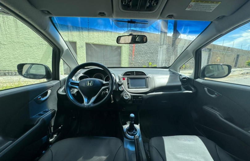 HONDA FIT 2011 1.4 DX 16V FLEX 4P MANUAL - Carango - 122741 - Foto 5 HONDA FIT 2011 1.4 DX 16V FLEX 4P MANUAL - Carango 122741 - Foto 5