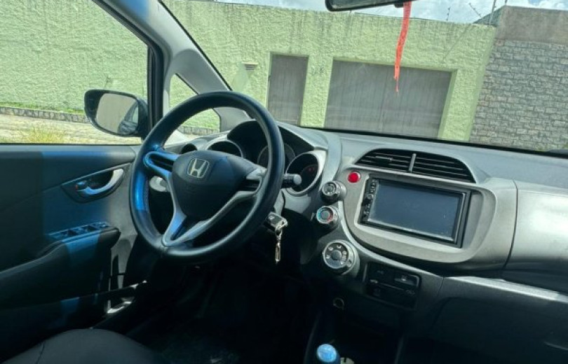 HONDA FIT 2011 1.4 DX 16V FLEX 4P MANUAL - Carango - 122741 - Foto 7 HONDA FIT 2011 1.4 DX 16V FLEX 4P MANUAL - Carango 122741 - Foto 7