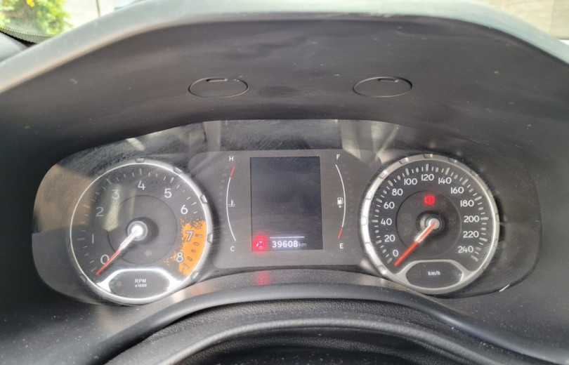 JEEP RENEGADE 2021 1.8 16V FLEX LONGITUDE 4P AUTOMÁTICO - Carango - 122934 - Foto 7 JEEP RENEGADE 2021 1.8 16V FLEX LONGITUDE 4P AUTOMÁTICO - Carango 122934 - Foto 7