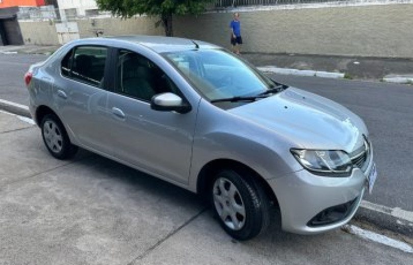 RENAULT LOGAN 2016 1.0 EXPRESSION 16V FLEX 4P MANUAL - Carango - 122682 - Foto 1 RENAULT LOGAN 2016 1.0 EXPRESSION 16V FLEX 4P MANUAL - Carango 122682 - Foto 1