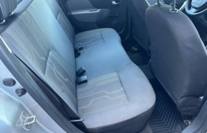 RENAULT LOGAN 2016 1.0 EXPRESSION 16V FLEX 4P MANUAL - Carango - 122682 - Foto 8 RENAULT LOGAN 2016 1.0 EXPRESSION 16V FLEX 4P MANUAL - Carango 122682 - Foto 8