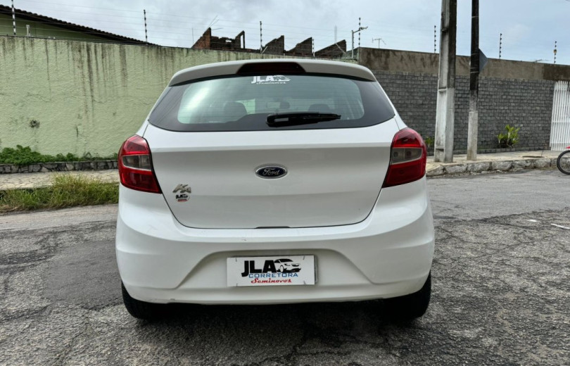 FORD KA 2016 1.0 SE 12V FLEX 4P MANUAL - Carango - 123068 - Foto 4 FORD KA 2016 1.0 SE 12V FLEX 4P MANUAL - Carango 123068 - Foto 4