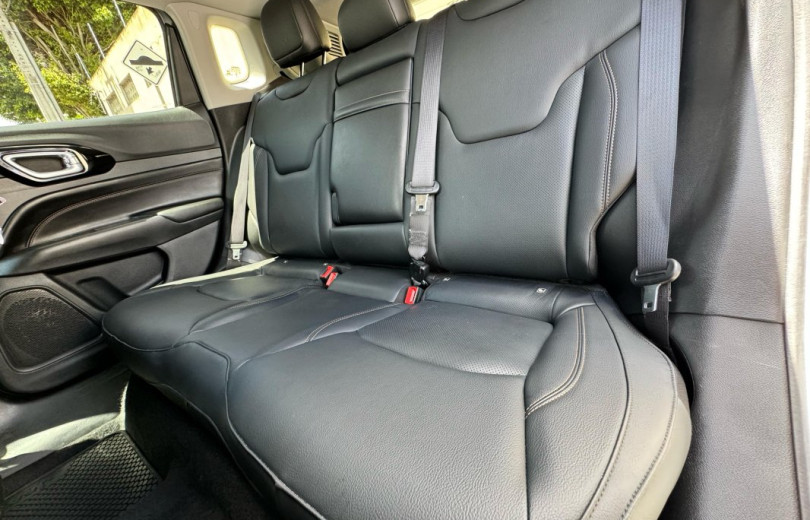 JEEP COMPASS 2023 2.0 16V DIESEL LIMITED 4X4 AUTOMÁTICA - Carango - 123466 - Foto 8 JEEP COMPASS 2023 2.0 16V DIESEL LIMITED 4X4 AUTOMÁTICA - Carango 123466 - Foto 8
